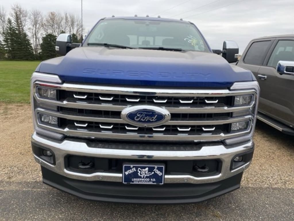 New 2026 Ford Super Duty F-350 SRW LARIAT LARIAT 4WD Crew Cab 6.75 Box