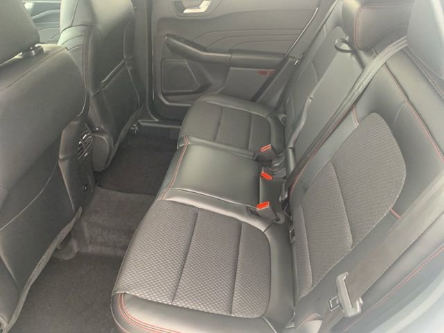 2025 Ford Escape ST-Line - Photo 16