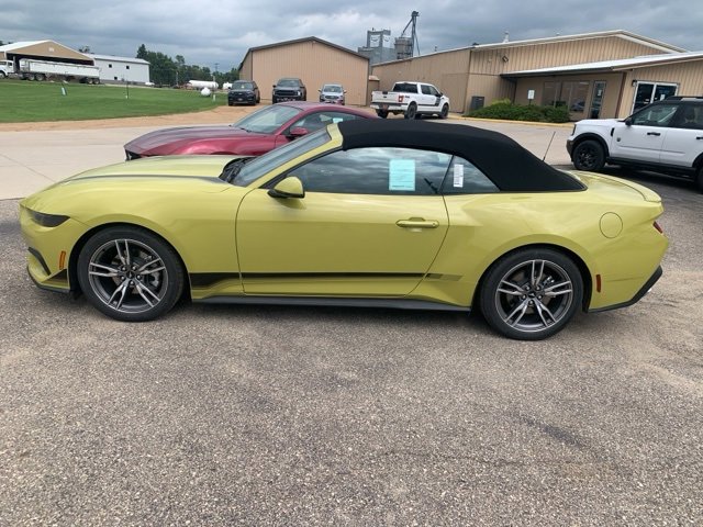 2025 Ford Mustang EcoBoost Premium Convertible photo 2