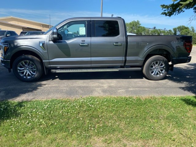2025 Ford F-150 Lariat photo 4