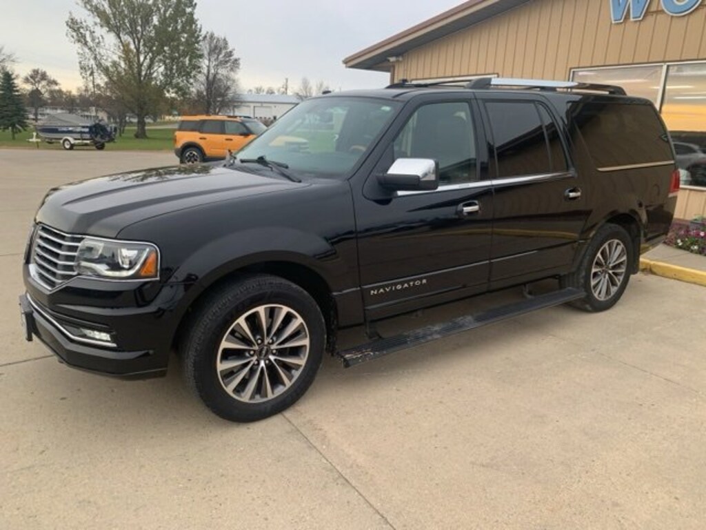Used 2016 Lincoln Navigator L Select 4WD Select