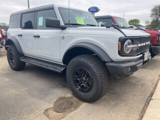 2026 Ford Bronco Outer Banks Outer Banks  4x4