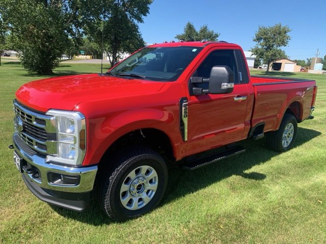 2024 Ford F-250 XLT photo 3
