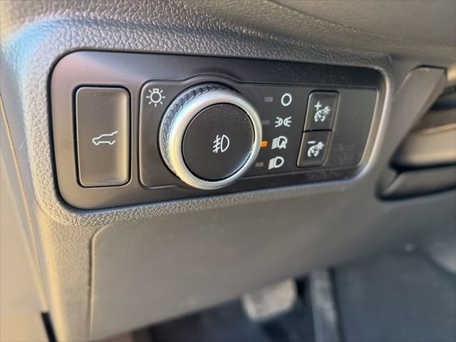 2026 Ford Explorer ST-Line - Photo 16