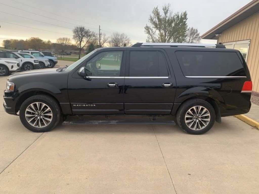 Used 2016 Lincoln Navigator L Select 4WD Select