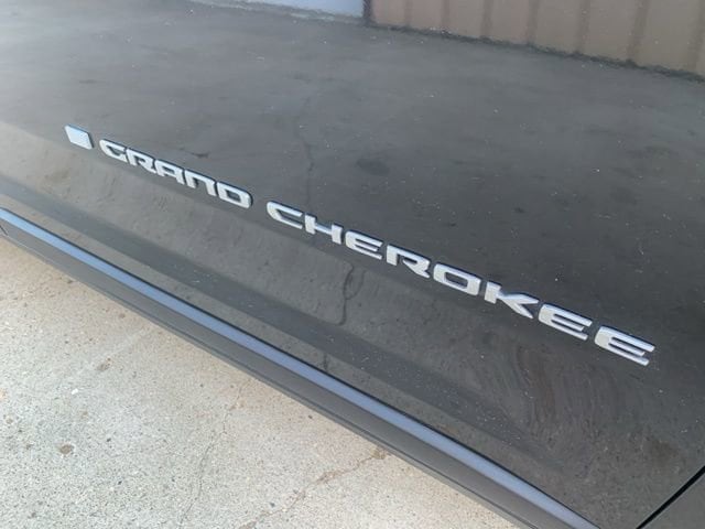 2022 Jeep Grand Cherokee L Limited - Photo 9
