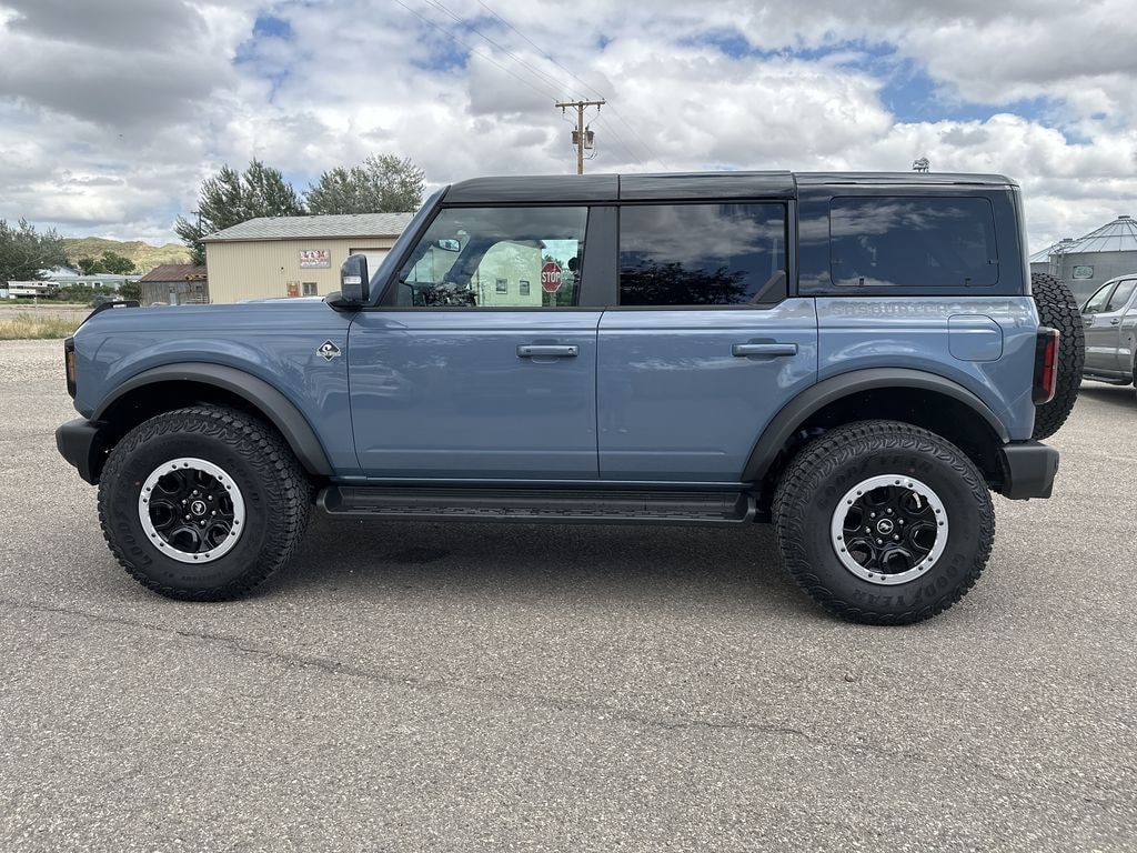 New 2025 Ford Bronco Outer Banks SUV