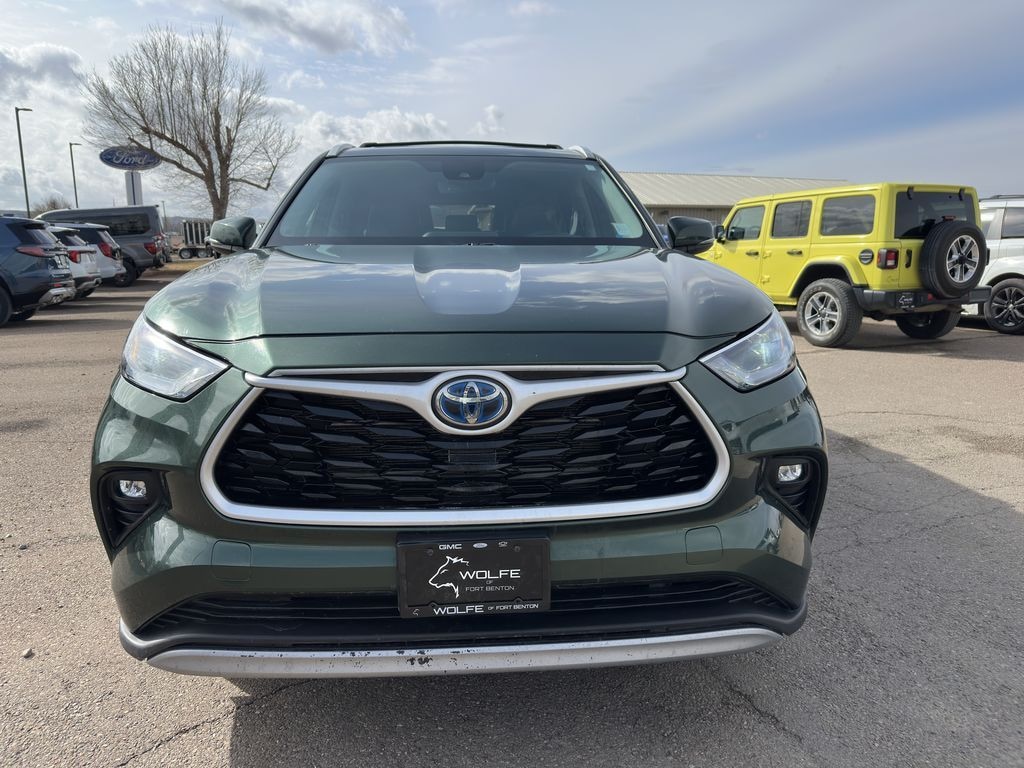 Used 2023 Toyota Highlander Hybrid XLE SUV