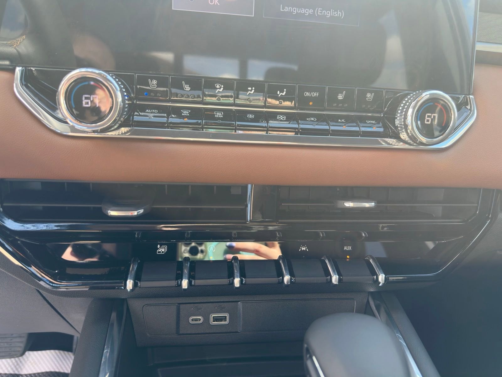 2026 GMC Canyon AT4 - Photo 9