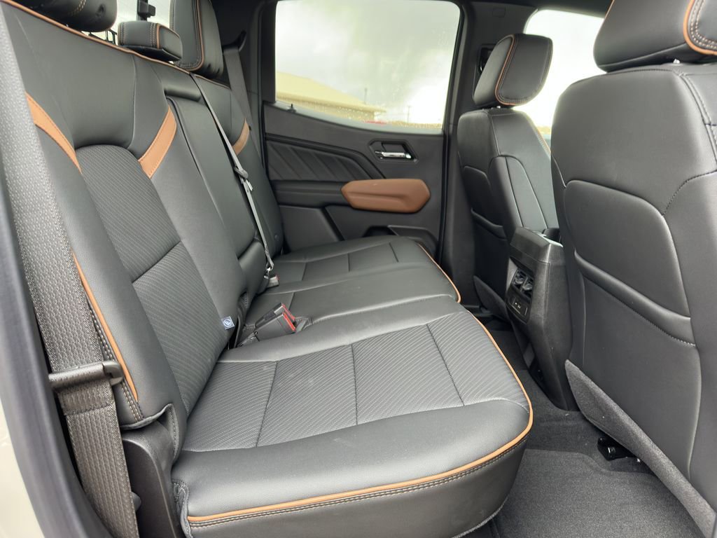 2026 GMC Canyon AT4 - Photo 22