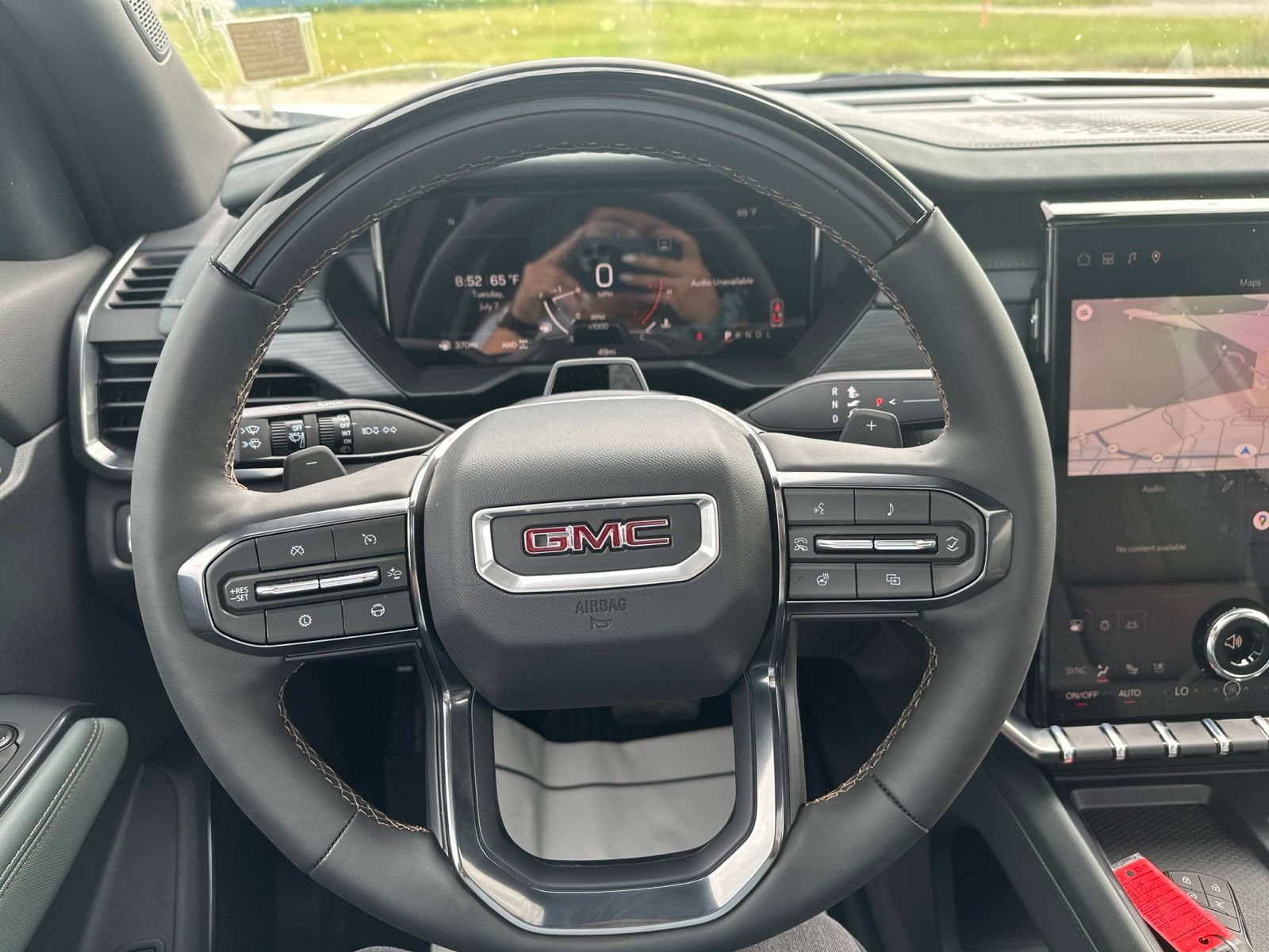 2026 GMC Acadia AT4 - Photo 11