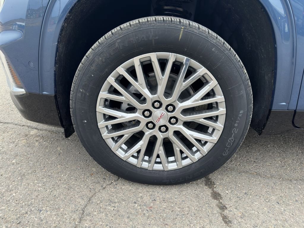2026 GMC Acadia Denali - Photo 28