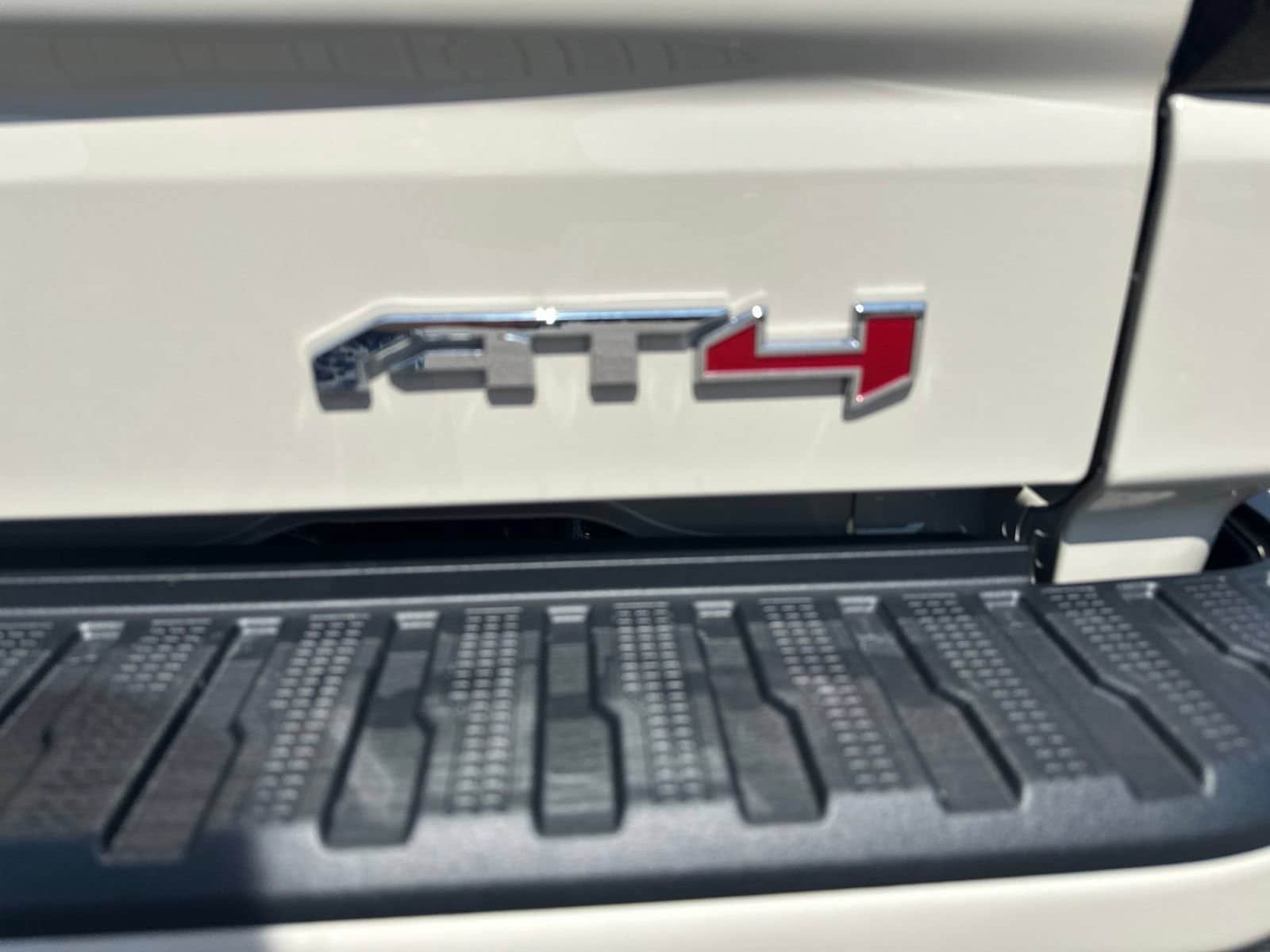 2026 GMC Sierra 1500 AT4 - Photo 29