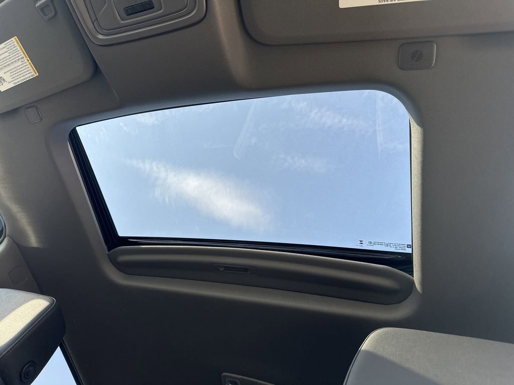 2026 GMC Sierra 1500 SLT - Photo 33