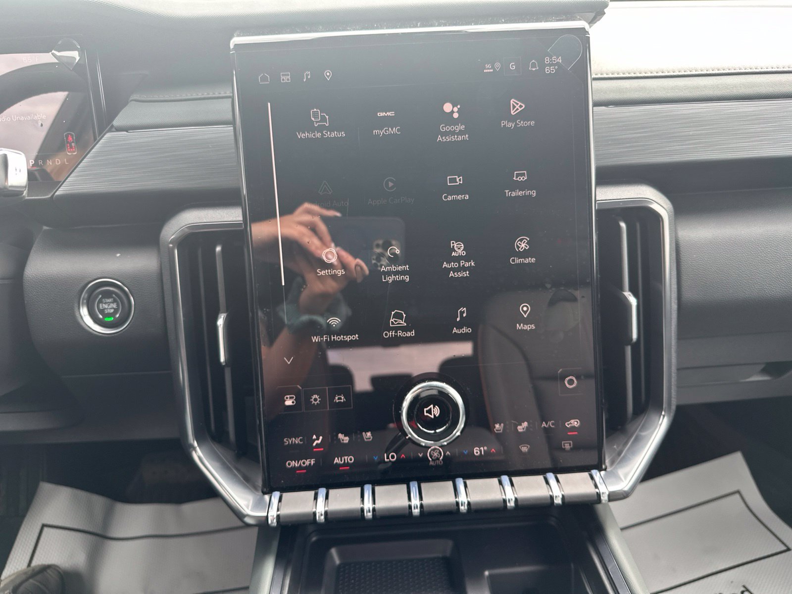 2026 GMC Acadia AT4 - Photo 18
