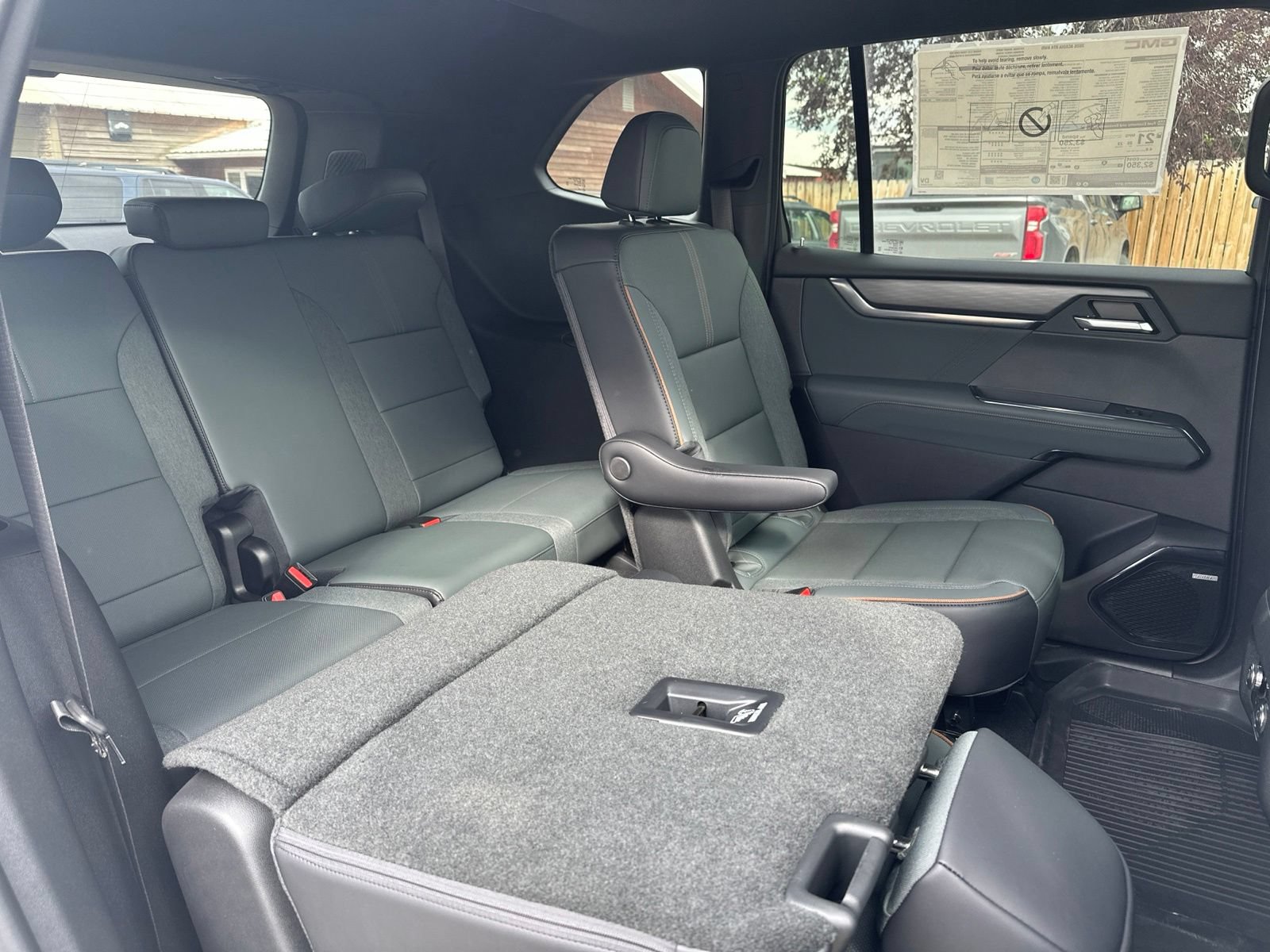 2026 GMC Acadia AT4 - Photo 31