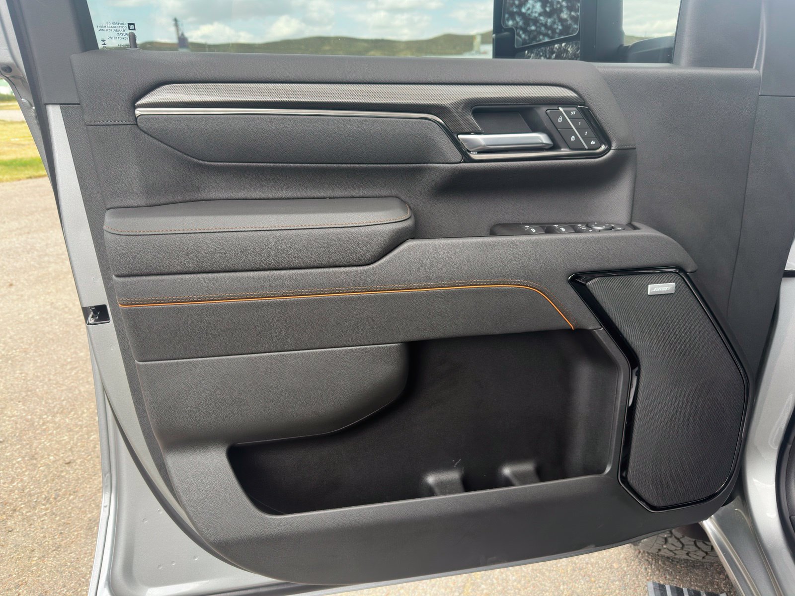 2026 GMC Sierra 3500HD AT4 - Photo 8