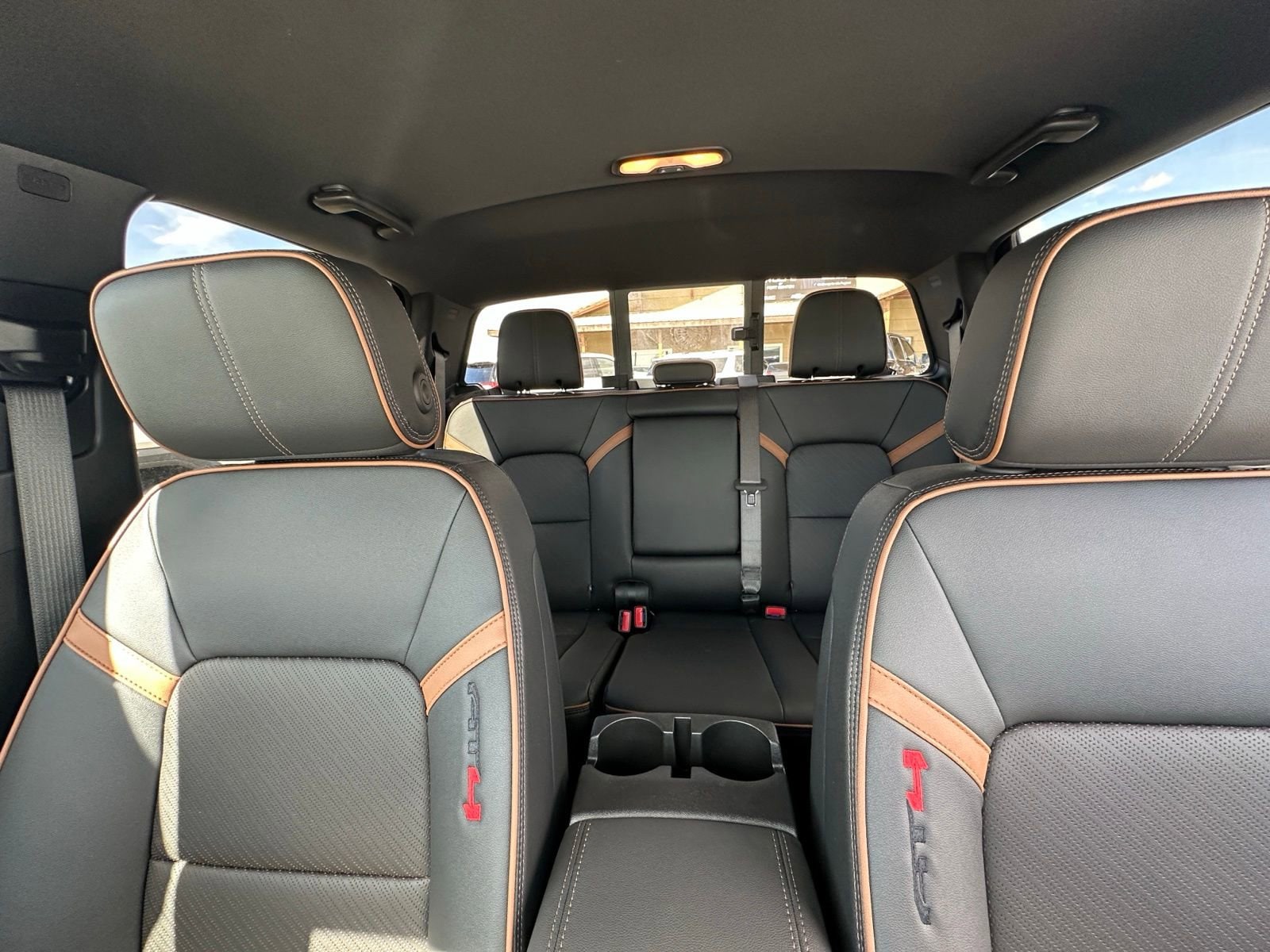 2026 GMC Canyon AT4 - Photo 24