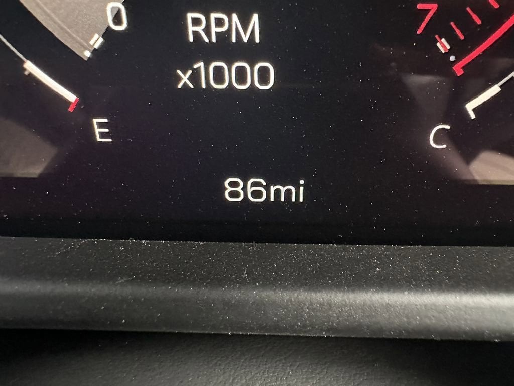 2026 GMC Acadia Denali - Photo 7