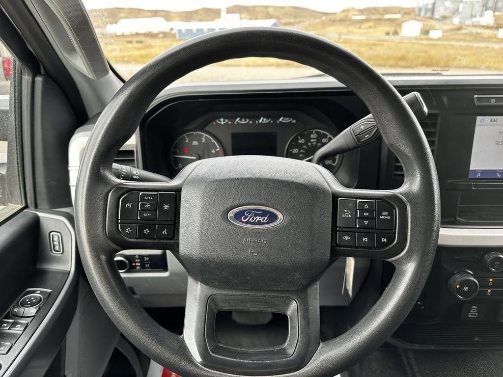 2024 Ford F-550 Super Duty Chassis Cab XLT - Photo 9