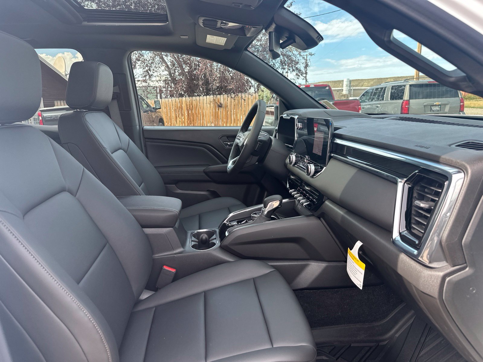 2026 GMC Canyon Elevation - Photo 27