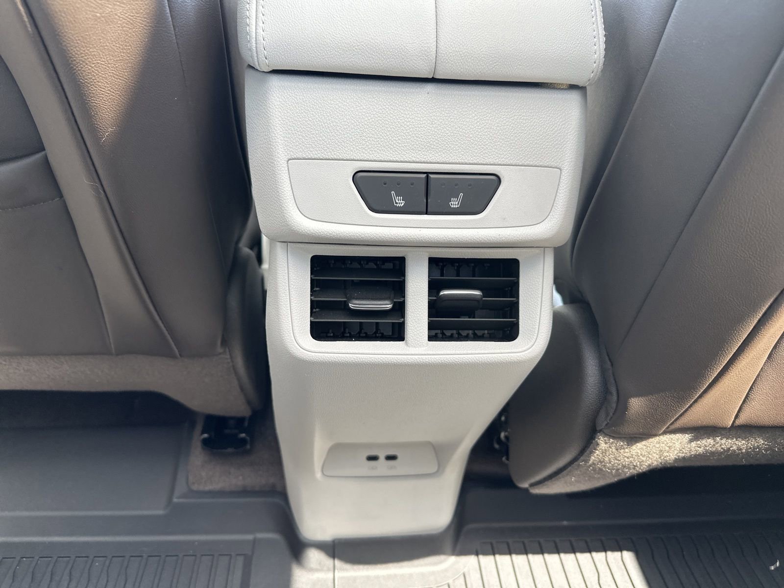 2026 GMC Terrain Denali - Photo 23