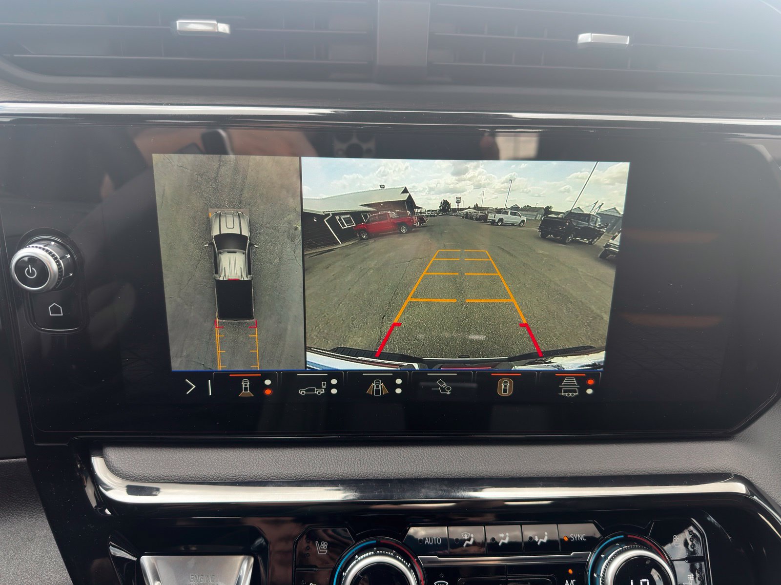 2026 GMC Sierra 3500HD AT4 - Photo 17