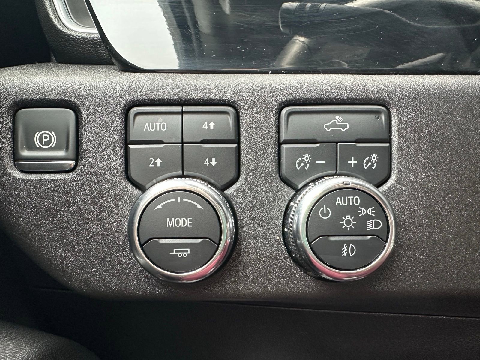 2025 GMC Sierra 1500 Elevation - Photo 9