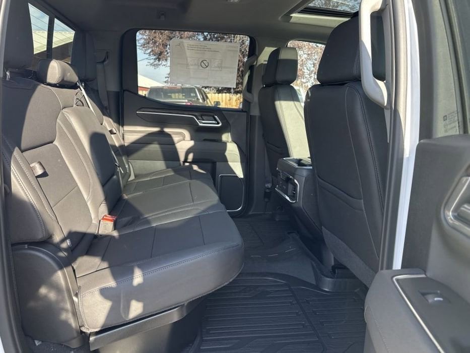 2026 GMC Sierra 1500 SLT - Photo 30