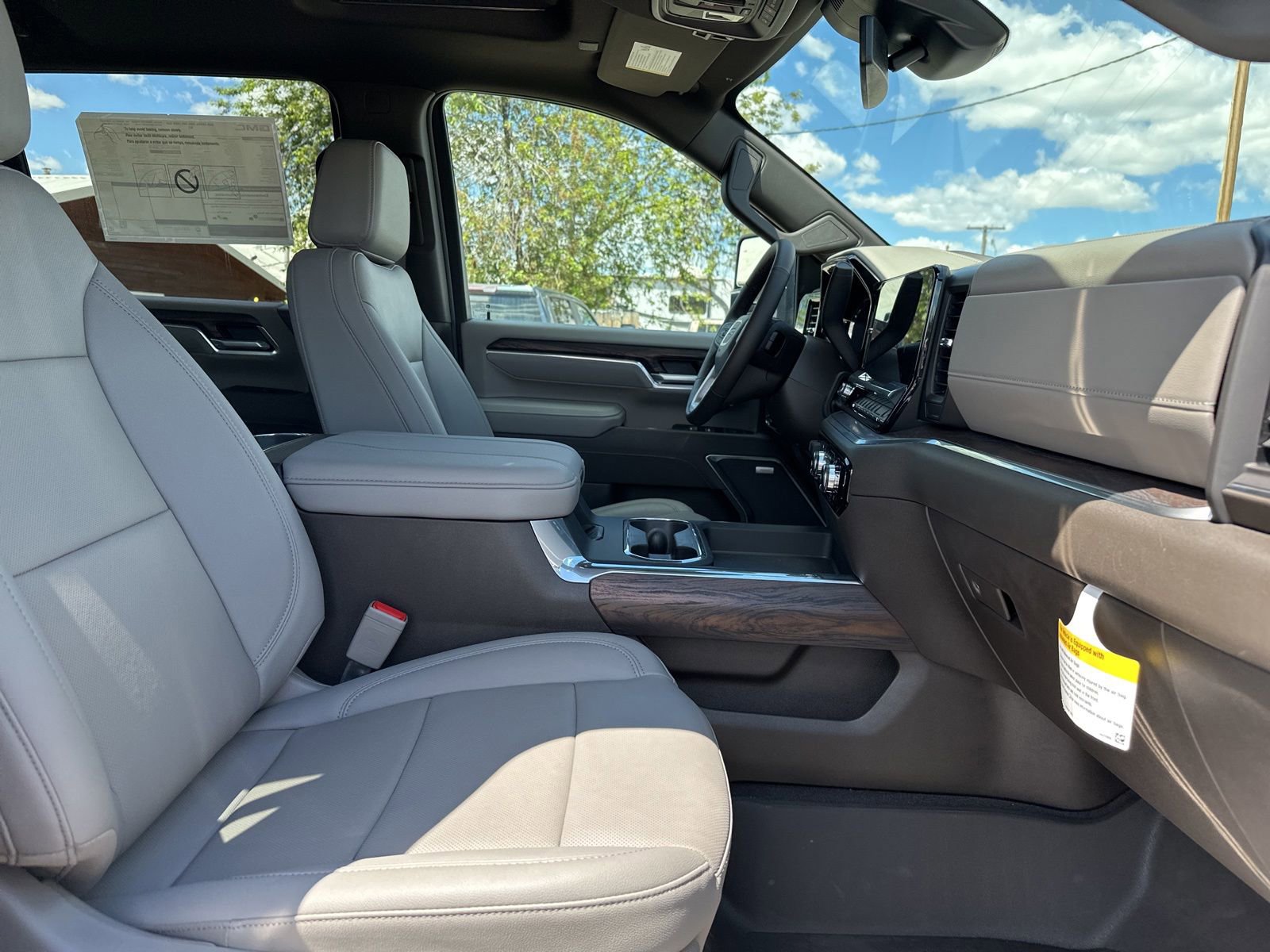 2025 GMC Sierra 3500HD SLT - Photo 32