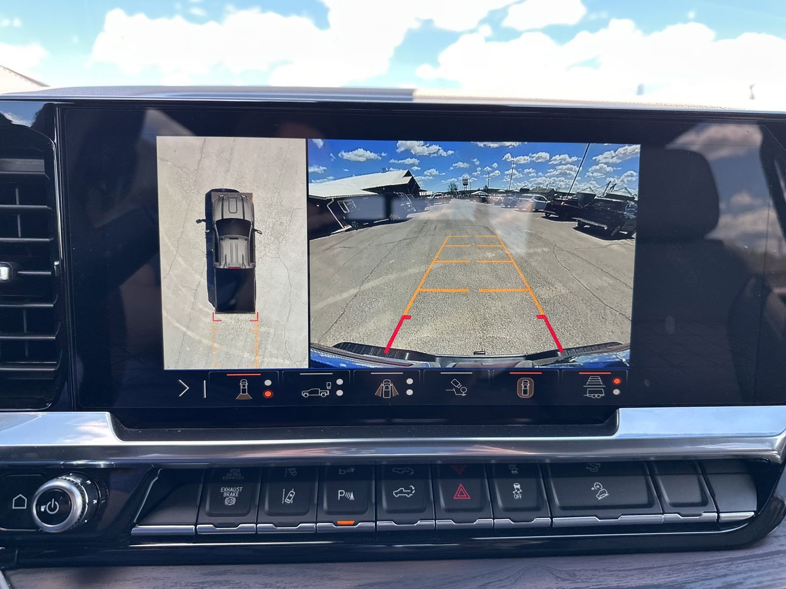 2025 GMC Sierra 3500HD SLT - Photo 15
