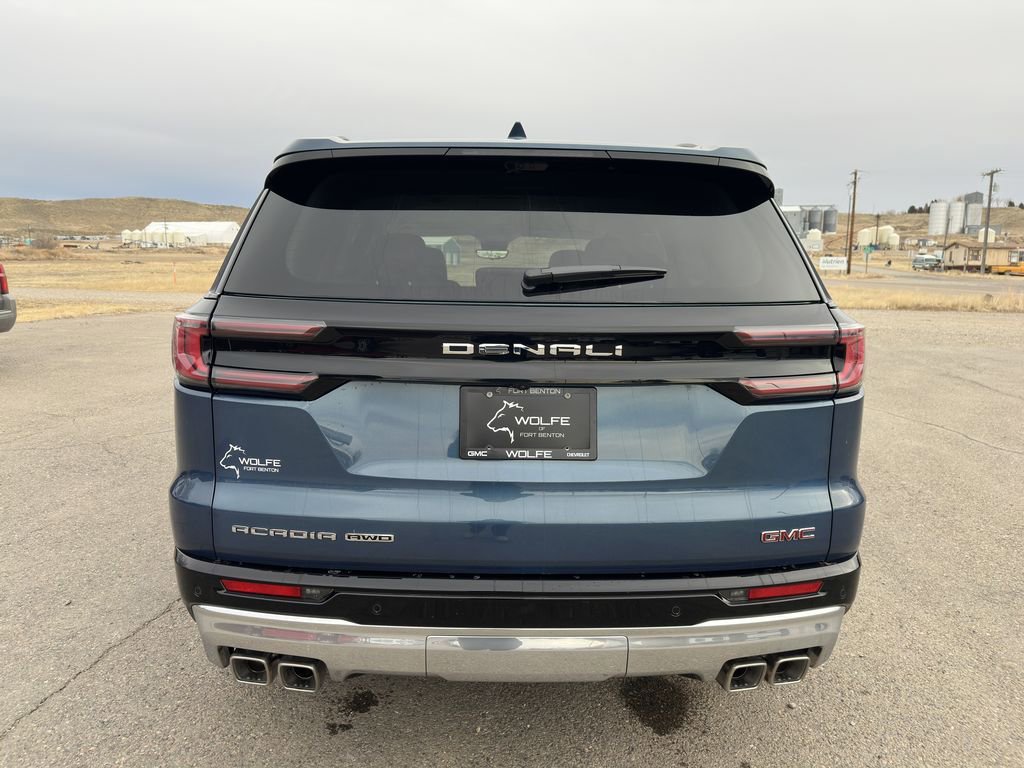 2026 GMC Acadia Denali - Photo 21