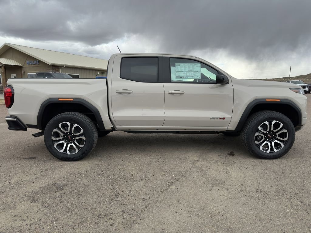 2026 GMC Canyon AT4 - Photo 21
