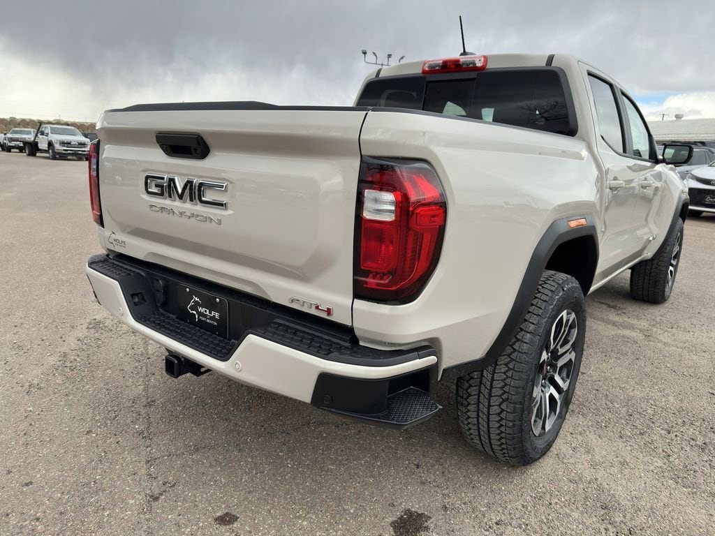2026 GMC Canyon AT4 - Photo 20