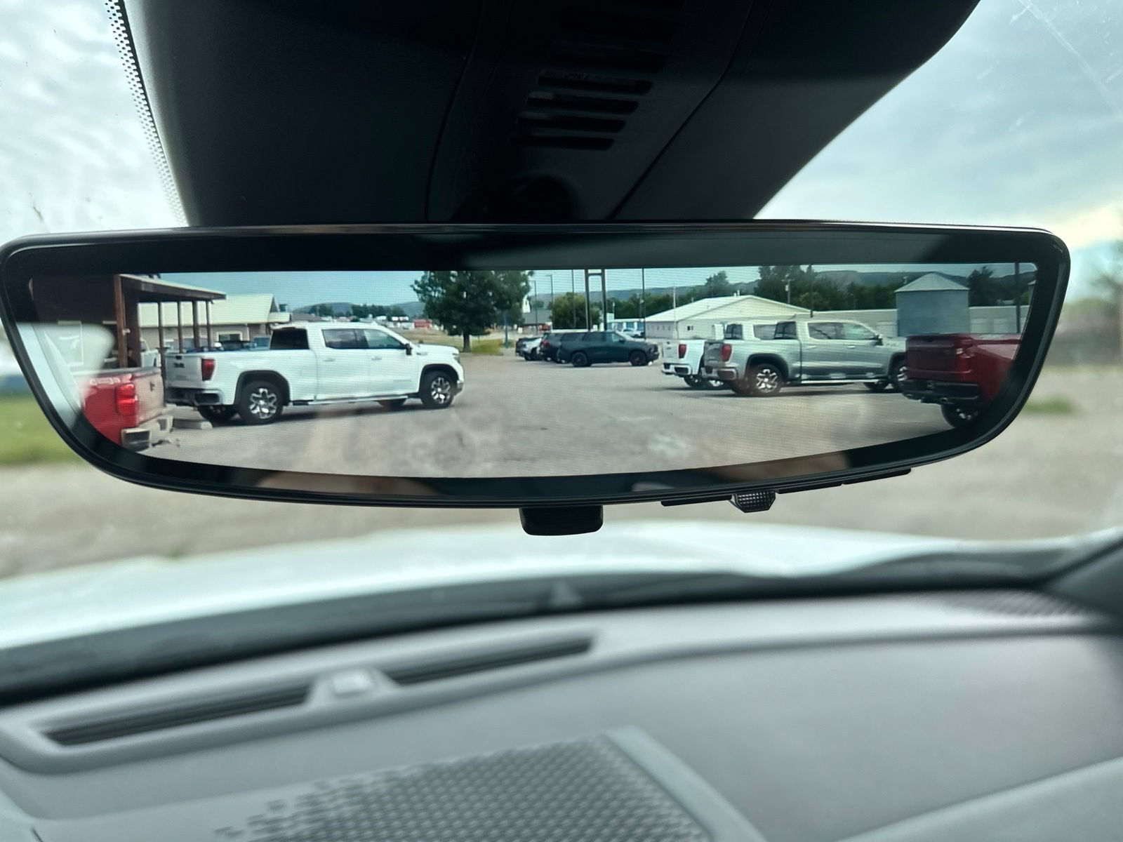 2026 GMC Acadia AT4 - Photo 16