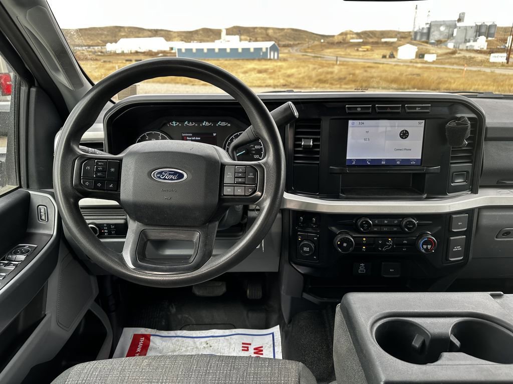 2024 Ford F-550 Super Duty Chassis Cab XLT - Photo 17