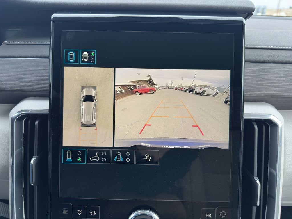 2026 GMC Acadia Denali - Photo 14