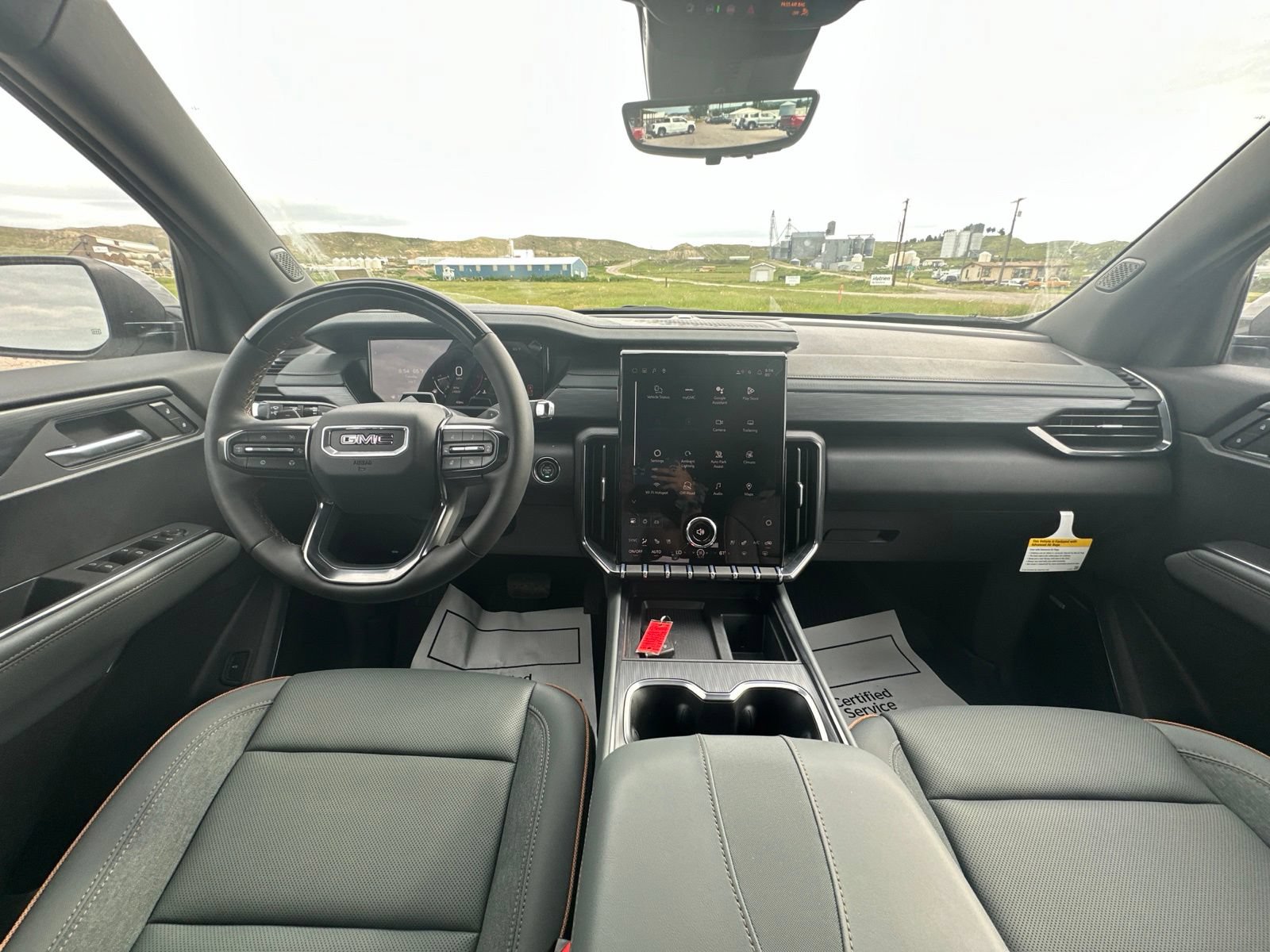 2026 GMC Acadia AT4 - Photo 25