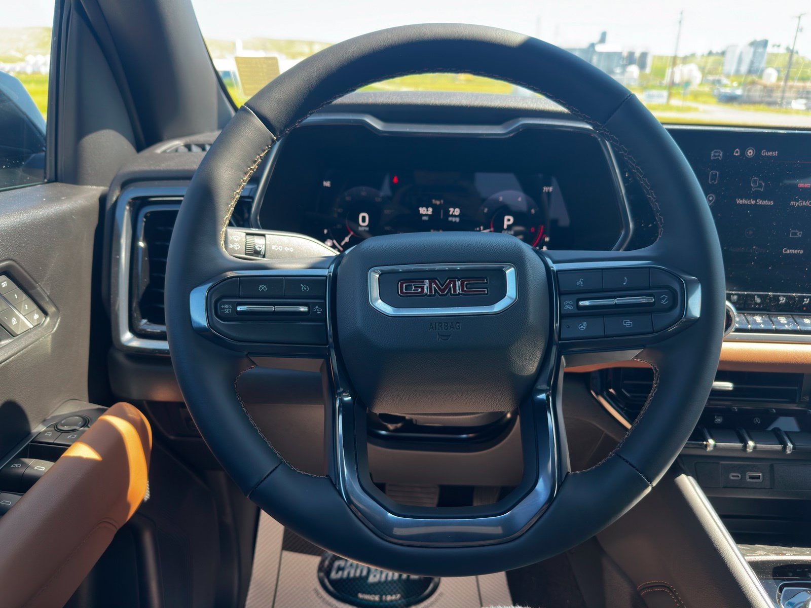 2026 GMC Canyon AT4 - Photo 9