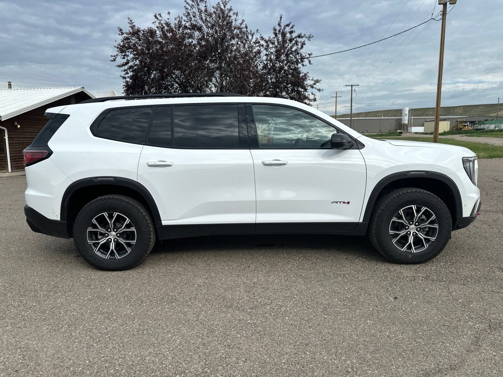 2026 GMC Acadia AT4 - Photo 35