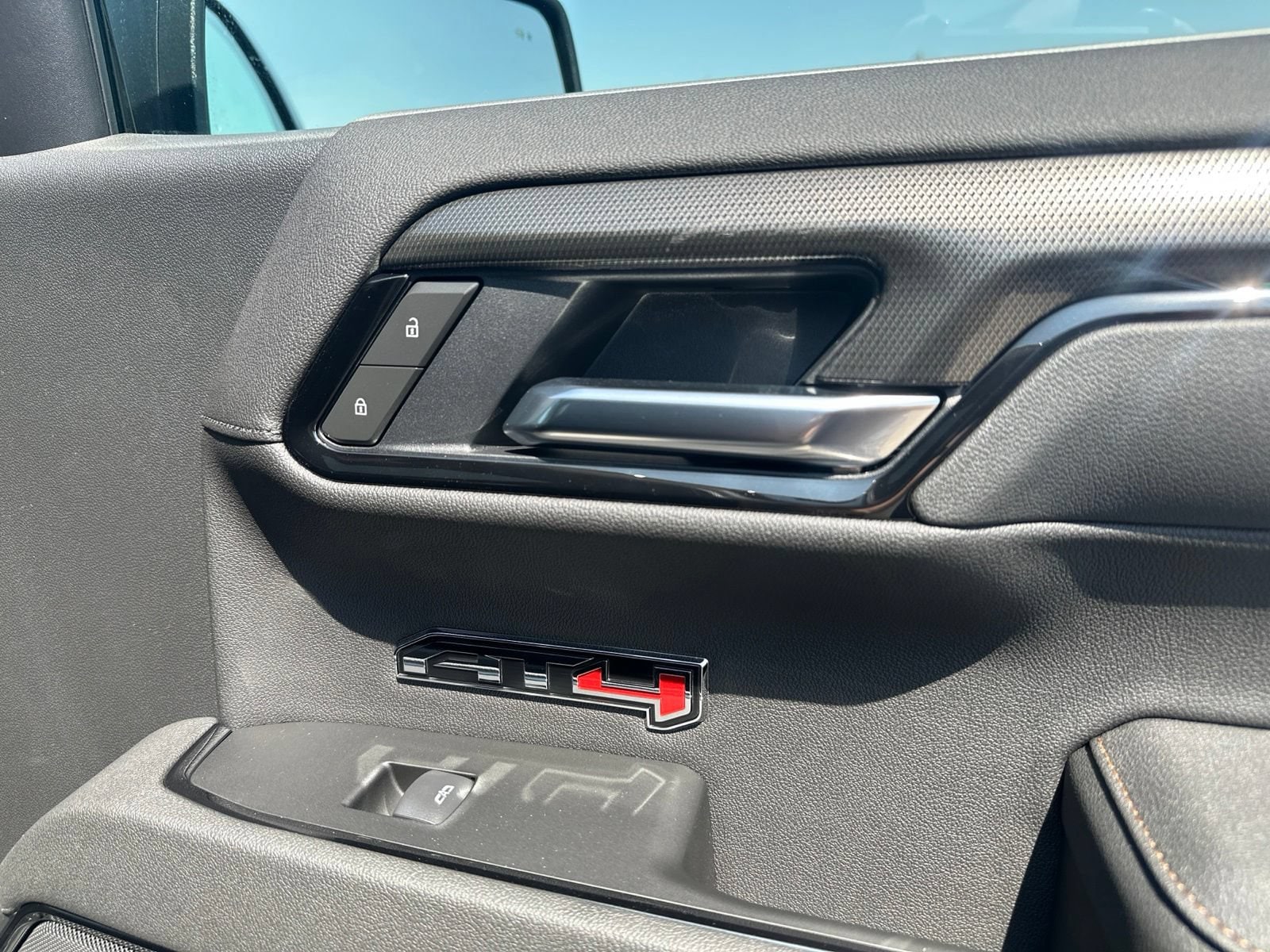 2026 GMC Sierra 1500 AT4 - Photo 36