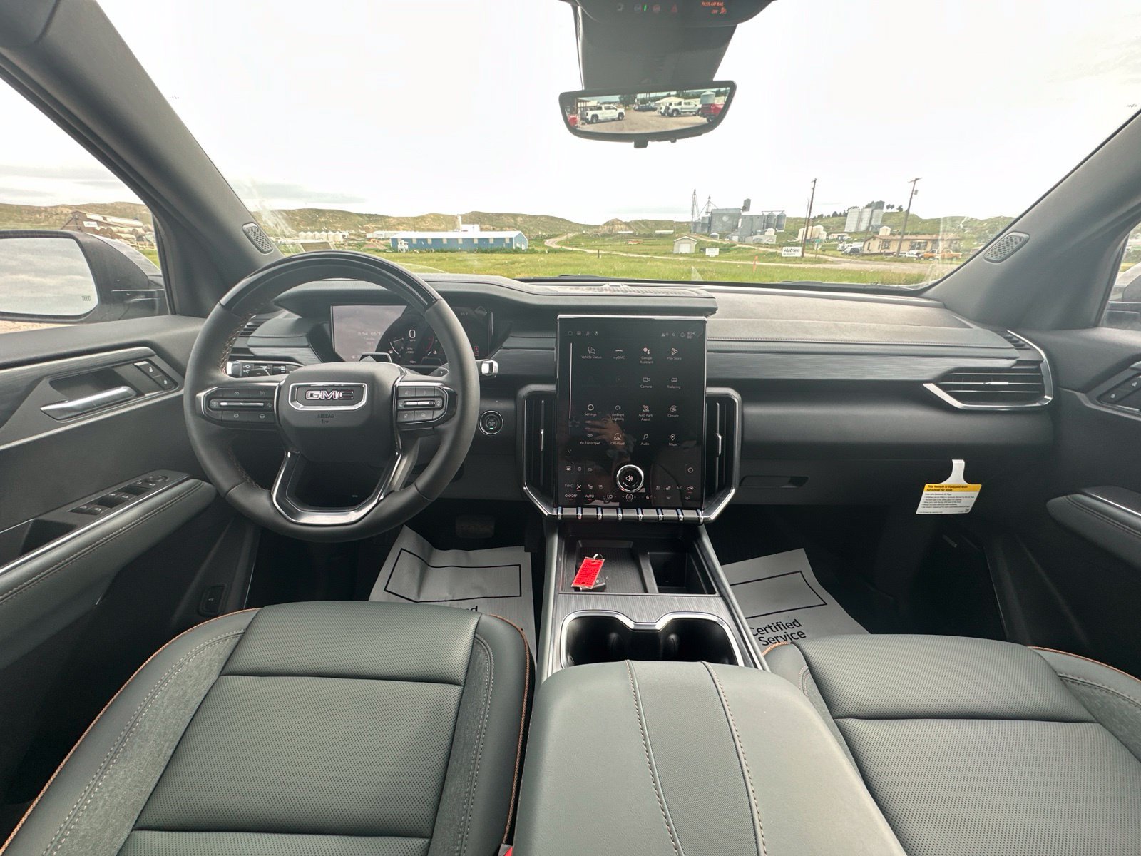 2026 GMC Acadia AT4 - Photo 25