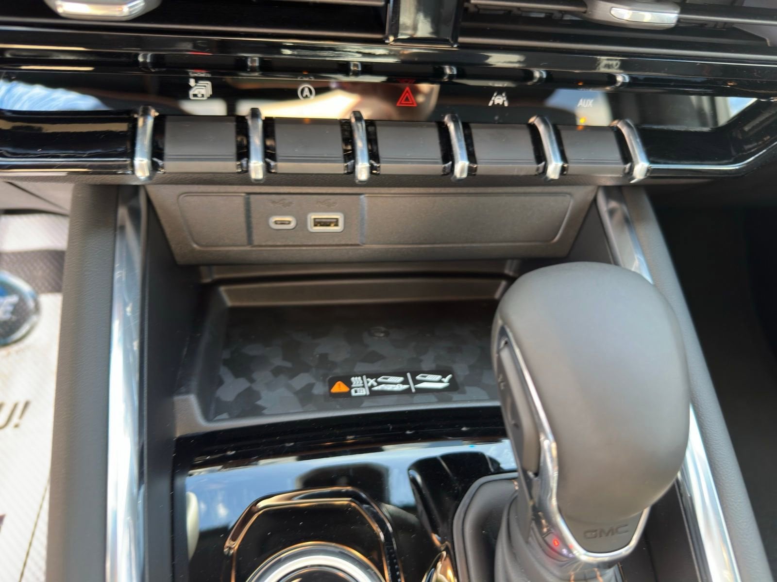 2026 GMC Canyon AT4 - Photo 10