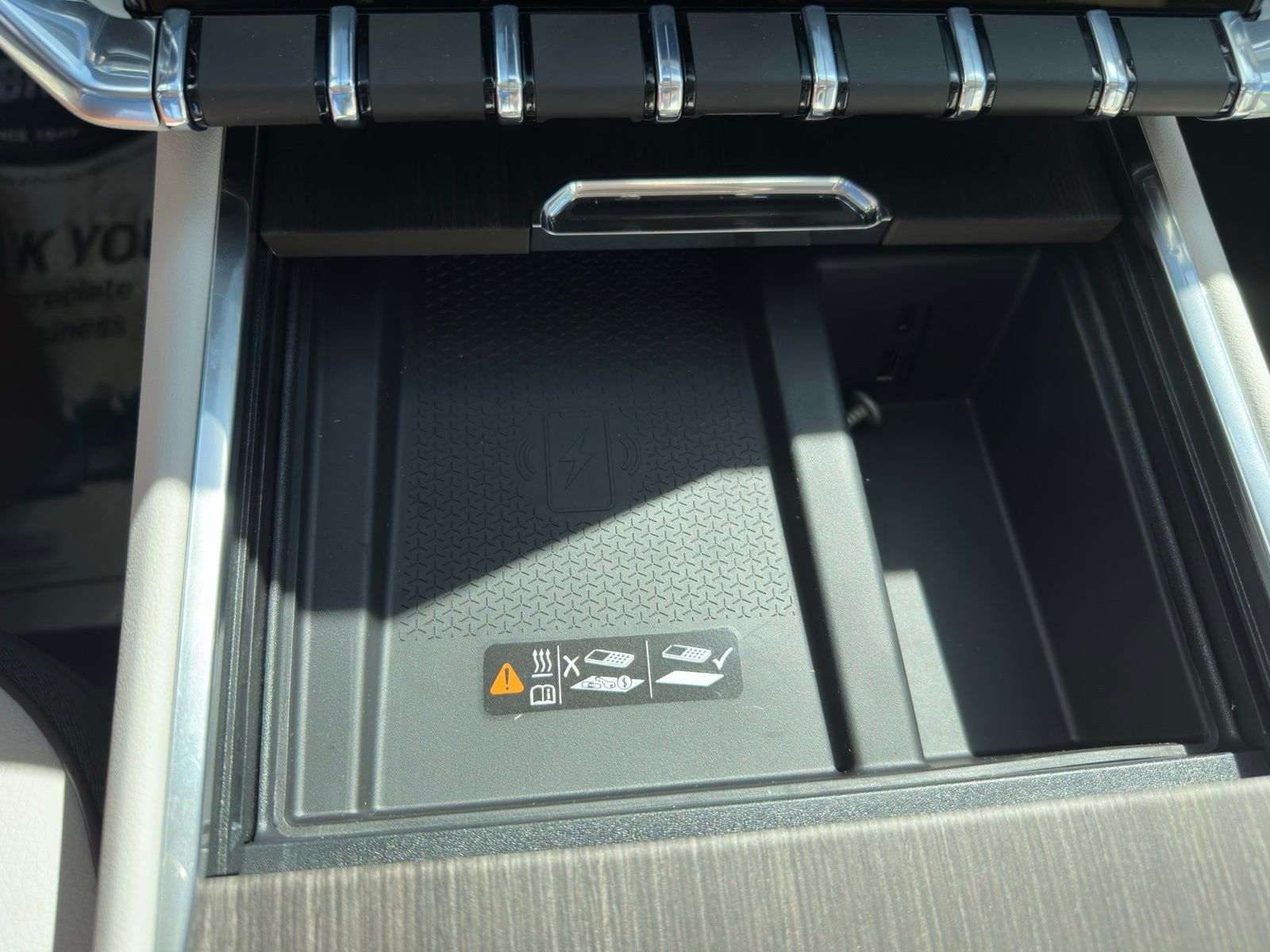 2026 GMC Acadia Denali - Photo 12