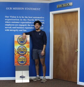 Staff member Alan Garcia from ID_01b9f4e44abc