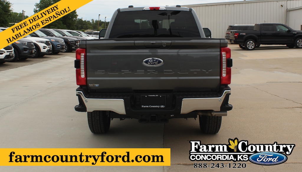 New 2026 Ford F-350 Super Duty XLT Crew Cab