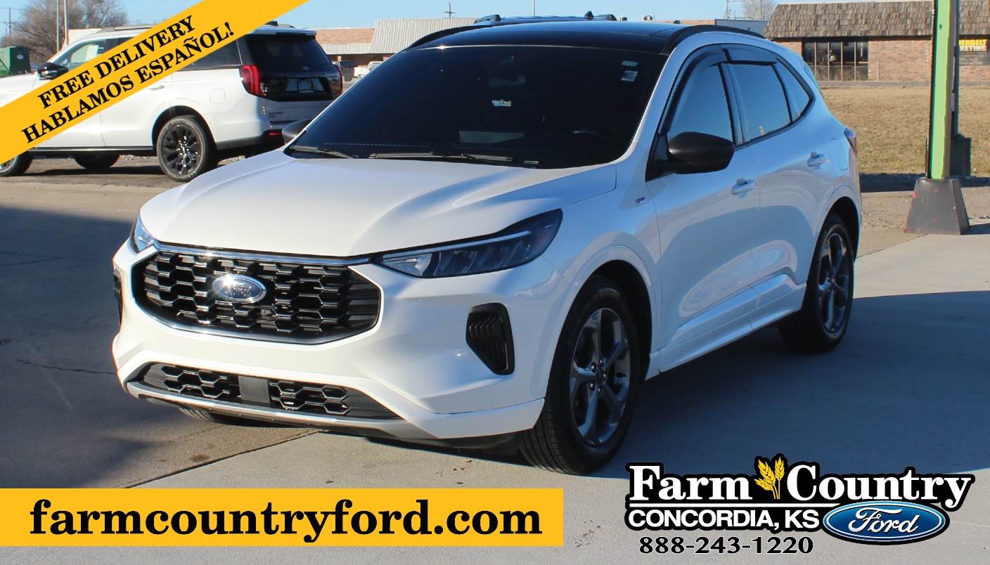 2023 Ford Escape ST-Line's photo