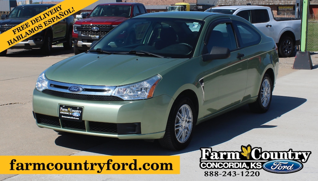 Used 2008 Ford Focus SE Hardtop