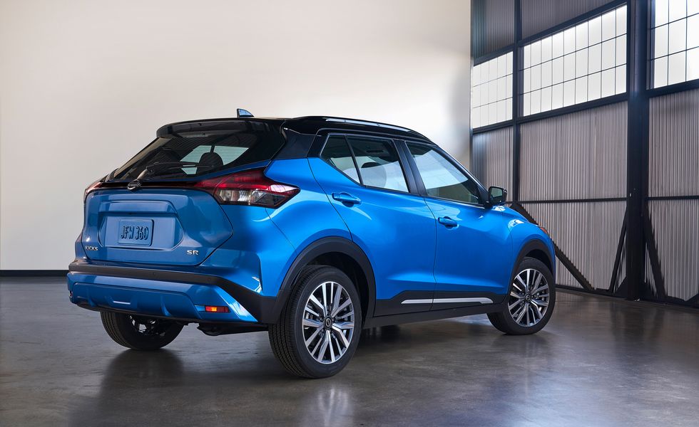 2023-nissan-kicks-best-suv-toronto-2.jpeg