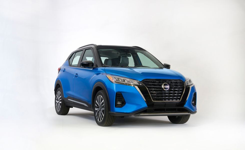 2023-nissan-kicks-best-suv-toronto-3.jpeg